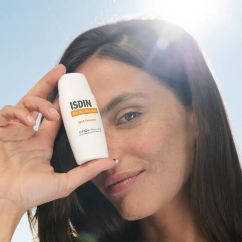کرم ضد آفتاب ضد لک بی رنگ اسپات پریونت ایزدین - Isdin Fotoultra 100 Spot Prevent SPF 50