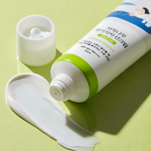 ضد آفتاب فیزیکی مرطوب کننده و تسکین دهنده راندلب - Round Lab Birch Juice Moisturizing Mild-Up Sunscreen